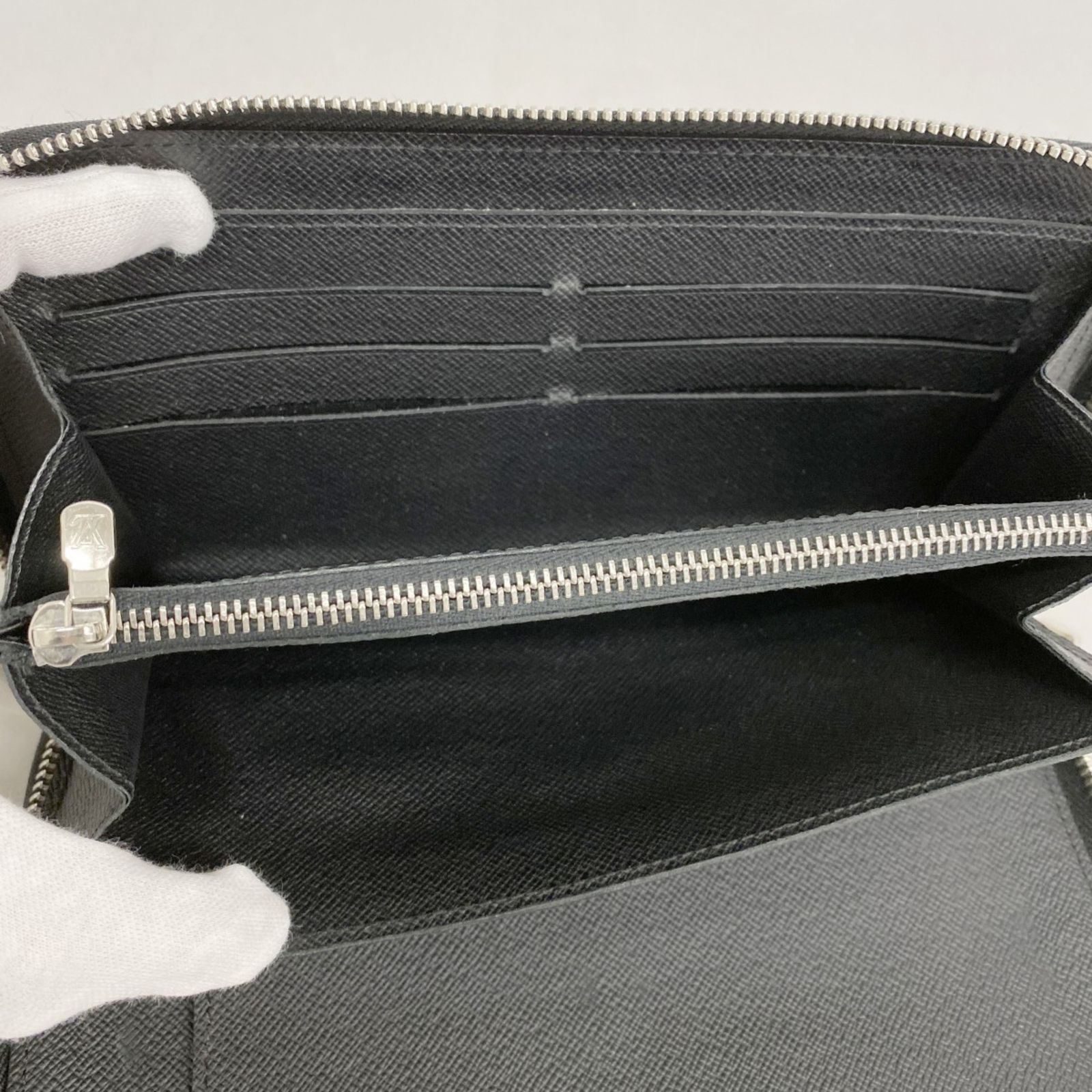 美品✨ルイヴィトン エピ ジッピーオーガナイザー M63852 長財布 ノワール ルイヴィトン⁄長財布⁄ジッピー・オーガナイザー⁄ノワール⁄型番：M63852