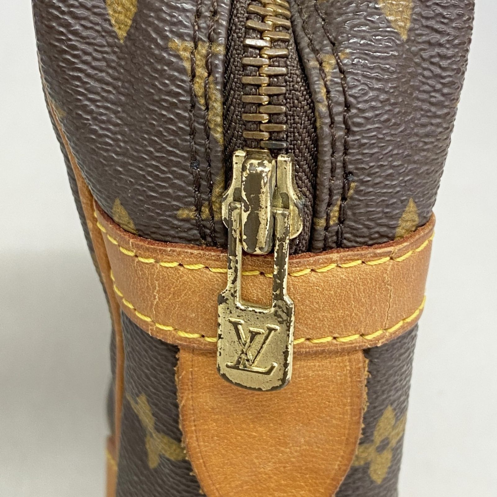 ルイヴィトン クラッチバッグ モノグラム ロゴ ブラウン コンピエーニュ28 ルイ・ヴィトン(Louis Vuitton) ルイ・ヴィトン クラッチバッグ