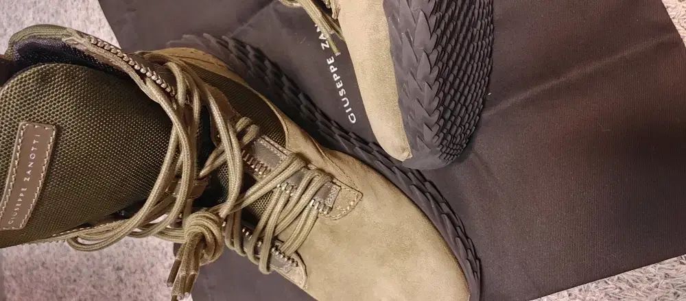 ジュゼッペ ザノッティ ウルチン コンバットブーツ