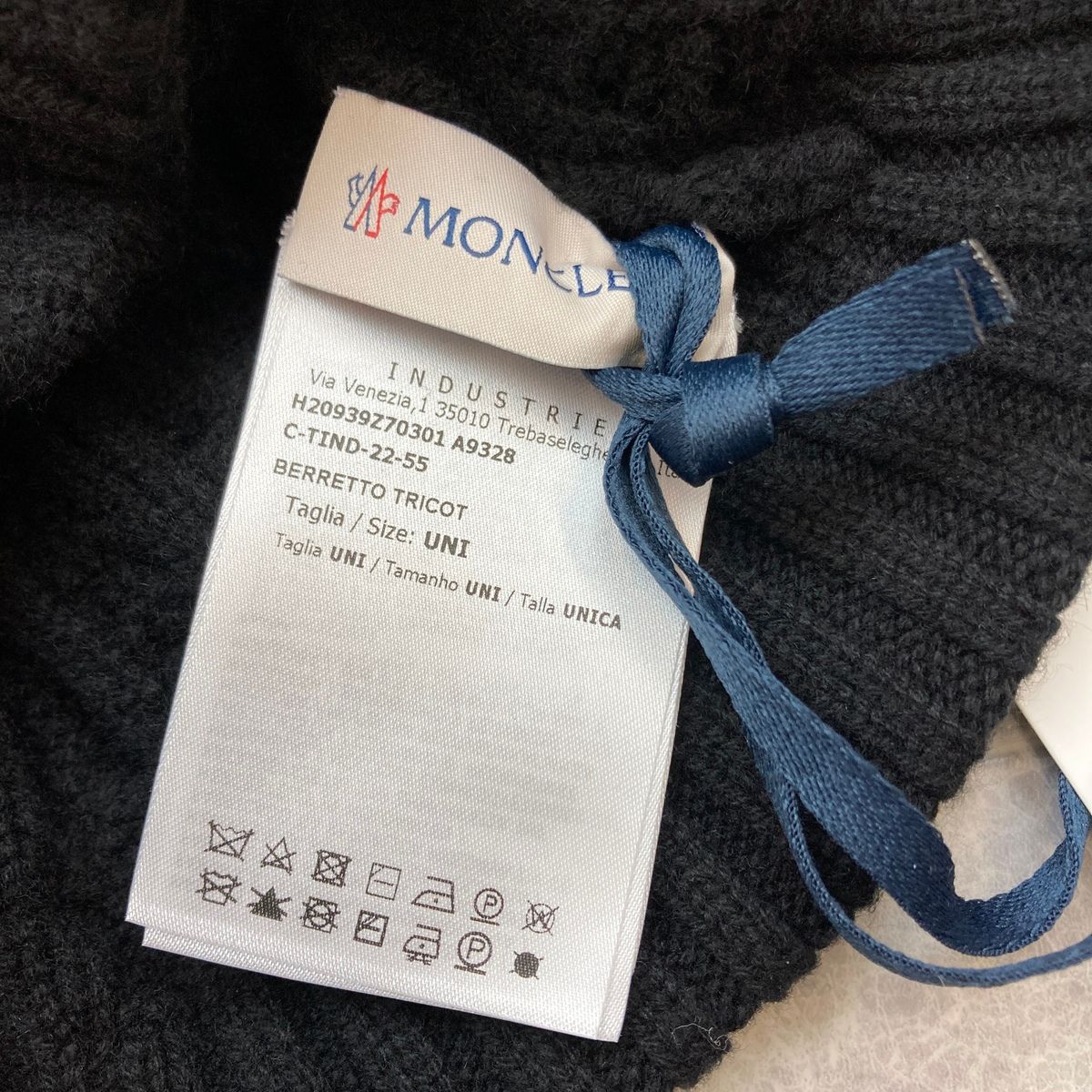 MONCLER モンクレール シルバーフォックスファー ロゴ ニットキャップ