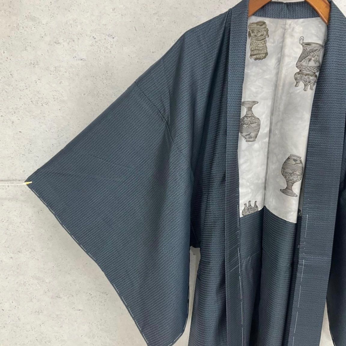 ⬛️ kimono+one⬛️男前屋⬛️未使用同然⬛️男長羽織⬛️本場大島紬