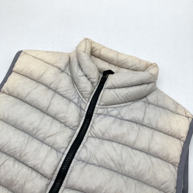STONE ISLAND ストーンアイランド ライトダウンベスト ガーメントダイ