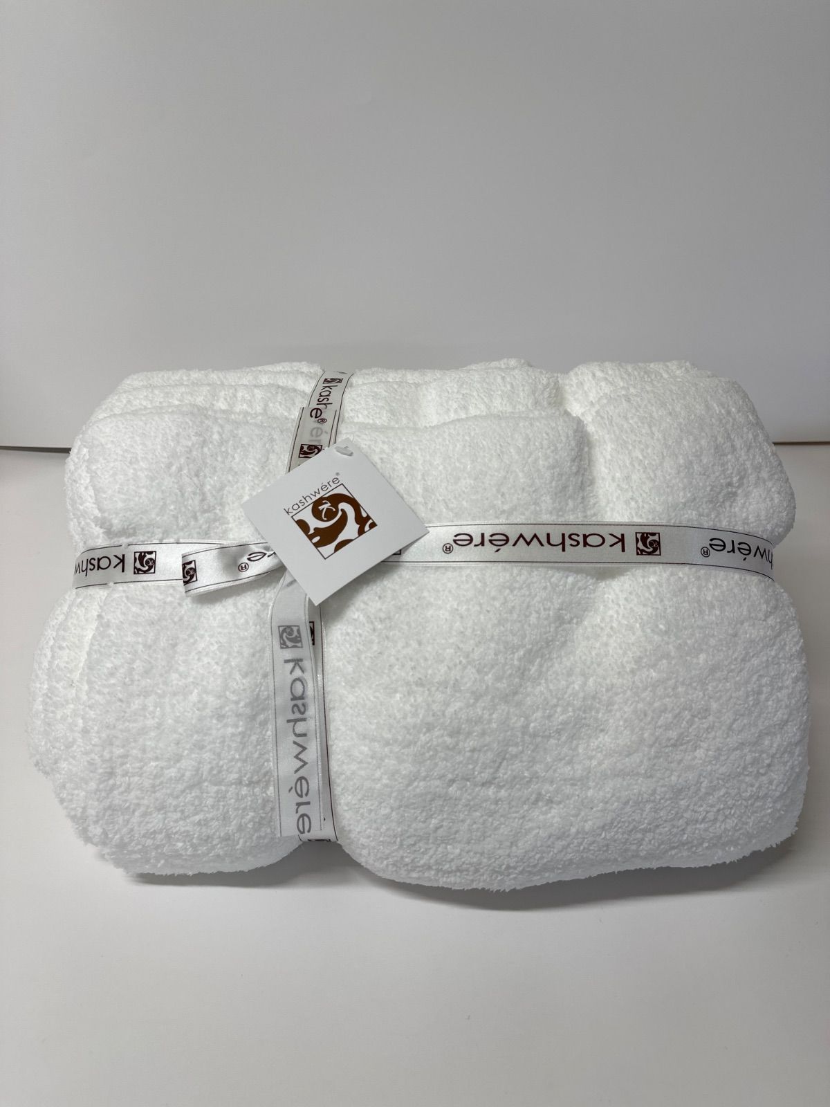 Kashwere T-30 ブランケット マイクロファイバー 毛布 Solid Throw WHITE O S