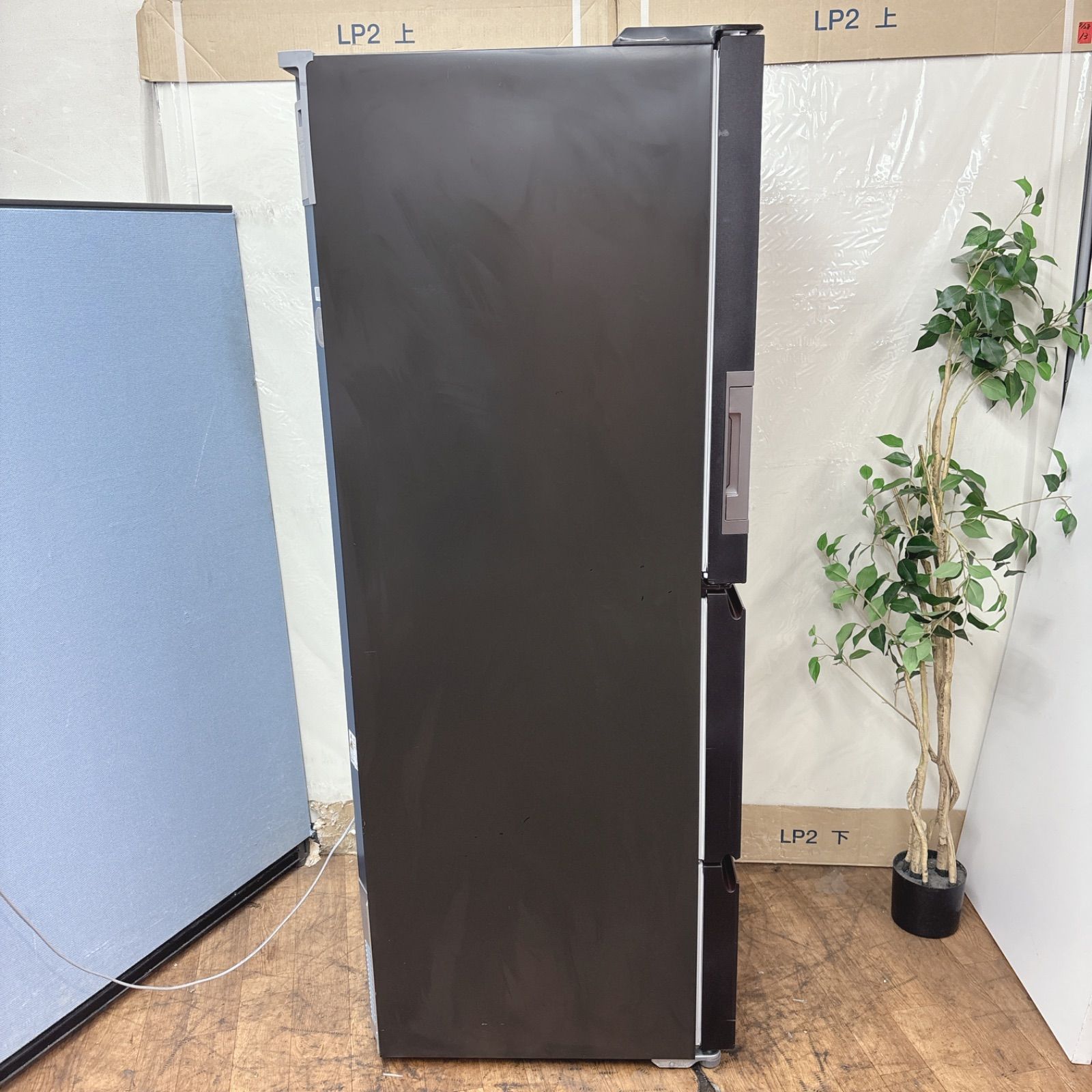 I675 🌈 名古屋市近郊配送設置無料！ SHARP 冷蔵庫 グラデーション