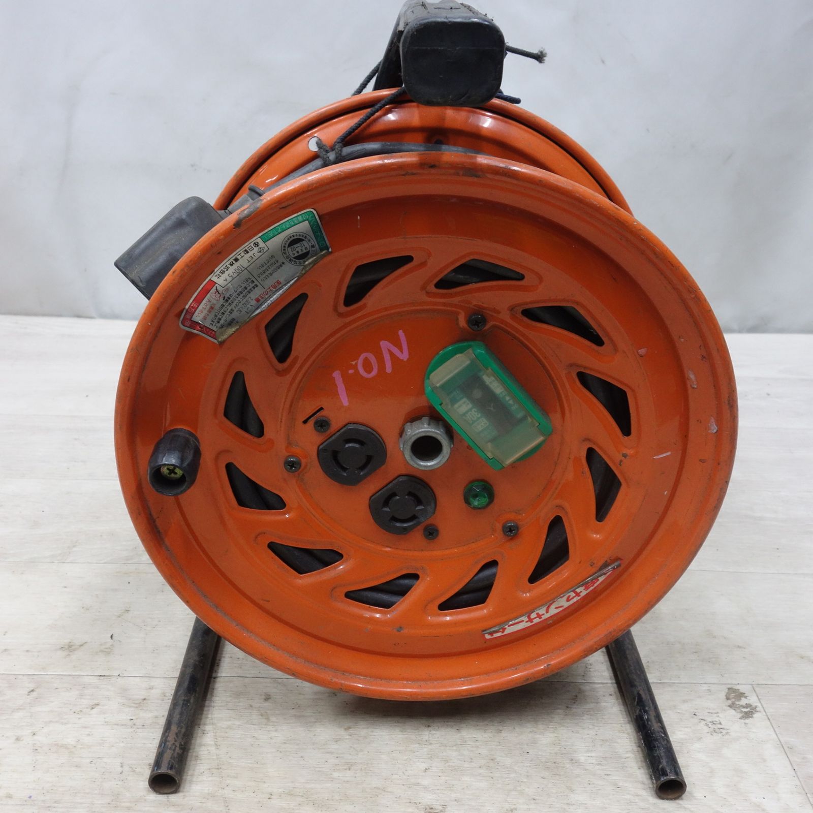 ◆日動 びっくリール 30 m RND-EB SL コードリール 電工 ドラム 屋内用 ロック 引掛 式 オレンジ 100 V◆