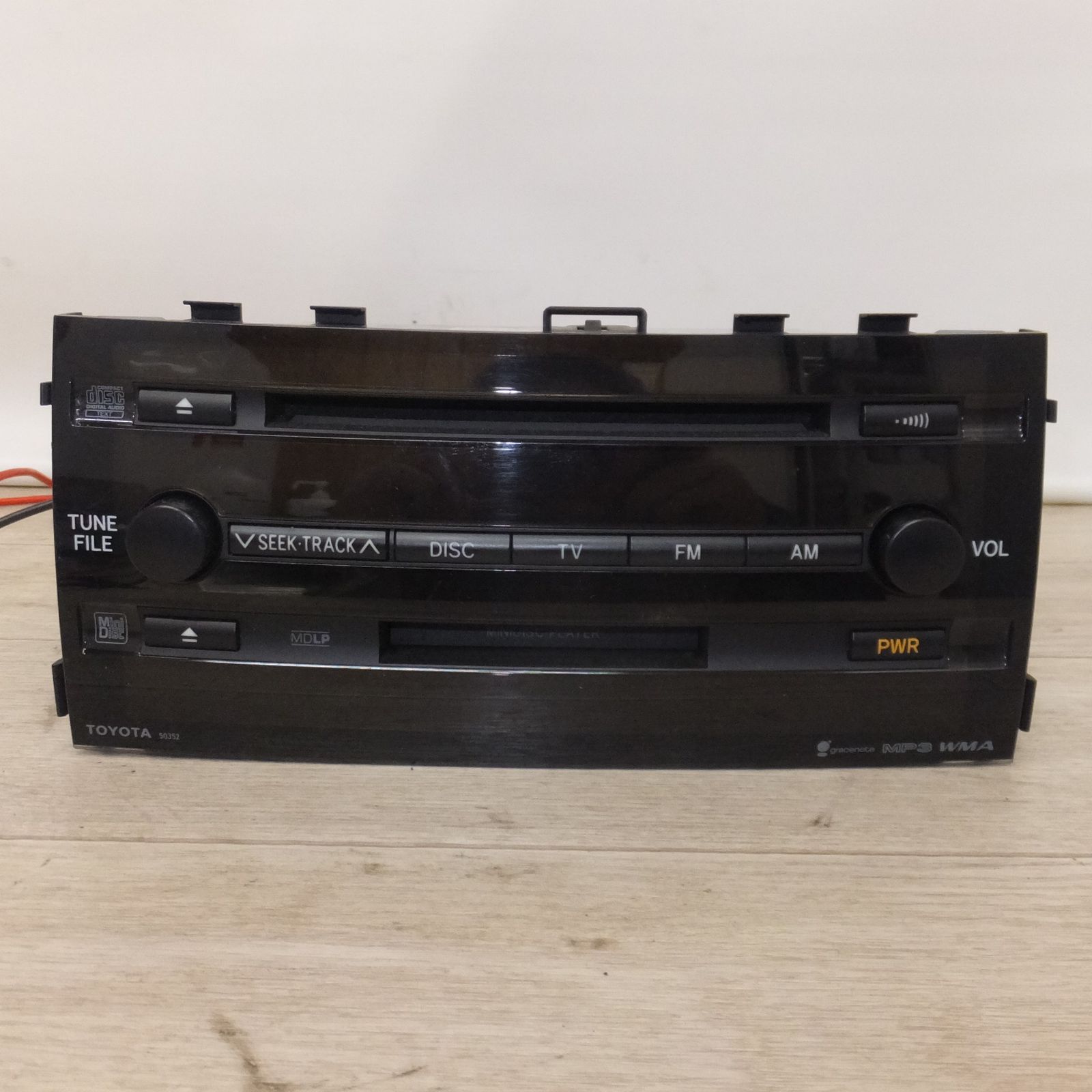 送料無料] ☆松下製 トヨタ 純正 プリウス NHW20 カーオーディオ CD MD