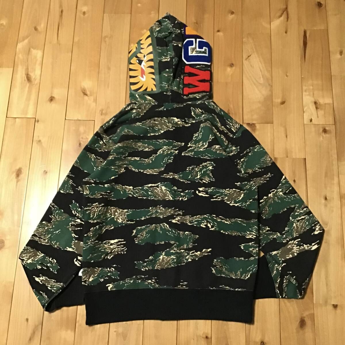 2016年 Tiger Camo シャーク パーカー Mサイズ a bathing ape BAPE