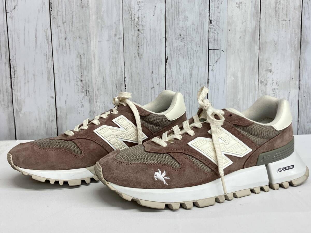 new balance RC 1300 Kith 10th Anniversary White Pepper スニーカー