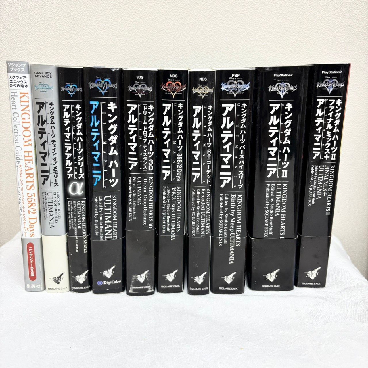 【新品未使用】キングダムハーツシリーズソフト＋アルティマニア攻略本4冊 264 キングダムハーツ ULTIMANIA アルティマニア 攻略本 まとめ売り 10