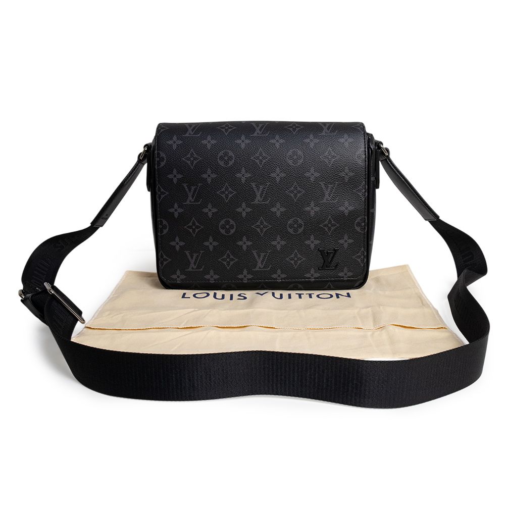 ルイ ヴィトン ディストリクト PM NV 3 ショルダーバッグ 斜め掛け モノグラムエクリプス レザー ブラック シルバー金具 M 46255 LOUIS VUITTON