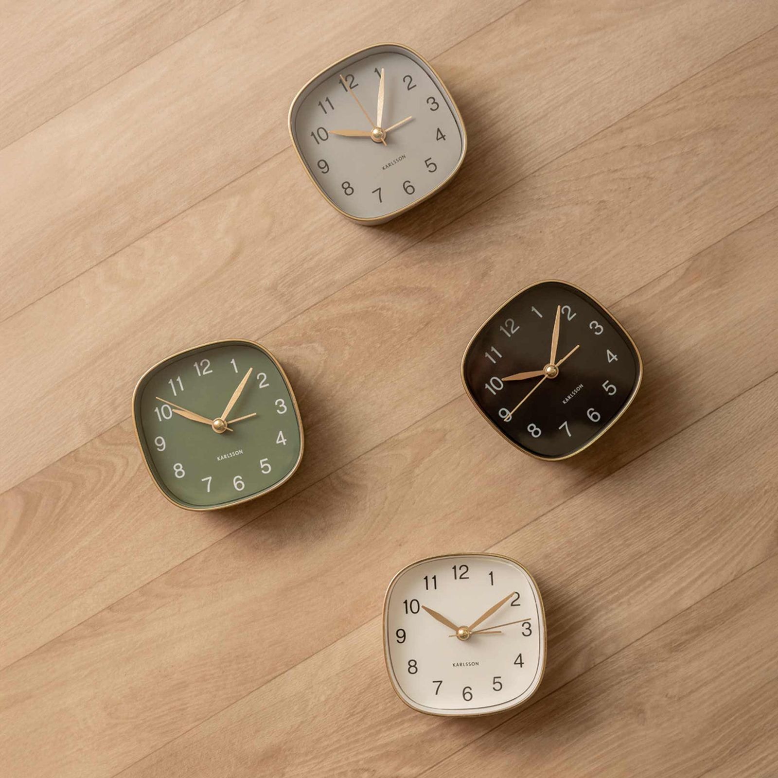 Karlsson カールソン アラームクロック Travel Square グレー 置き時計