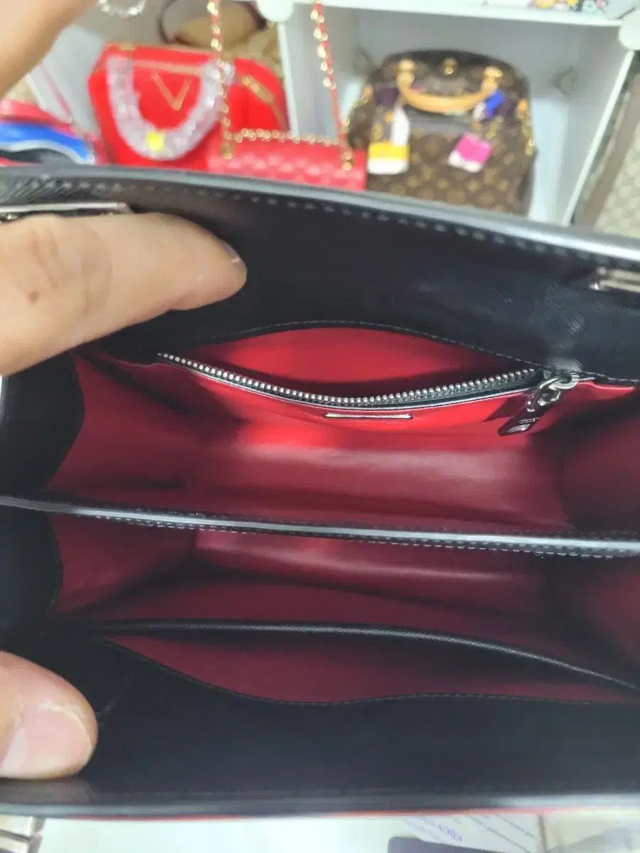 プラダ サフィアーノ リップスティック プリント バッグ