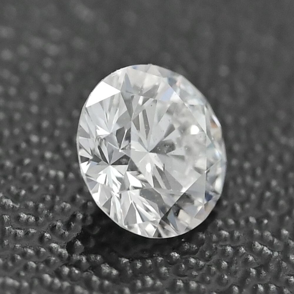 ラウンドブリリアントカット