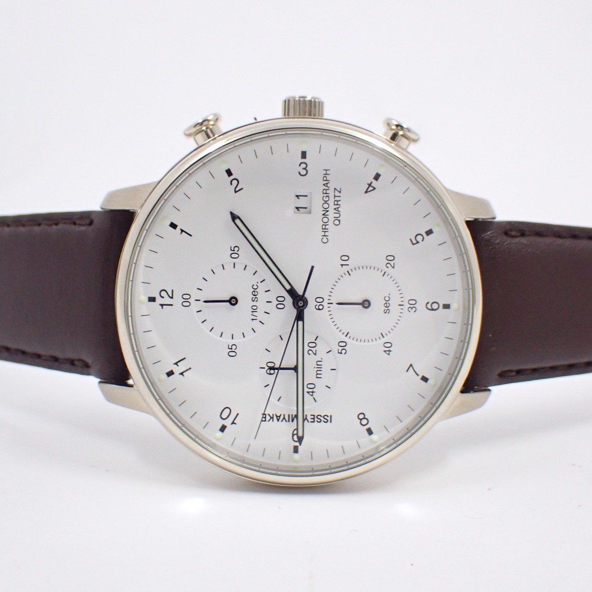 ISSEY MIYAKE イッセイミヤケ C シィ 岩崎一郎デザイン クロノグラフ クォーツ メンズ 腕時計 NYAD 009 VJ 57 0620 いおき質