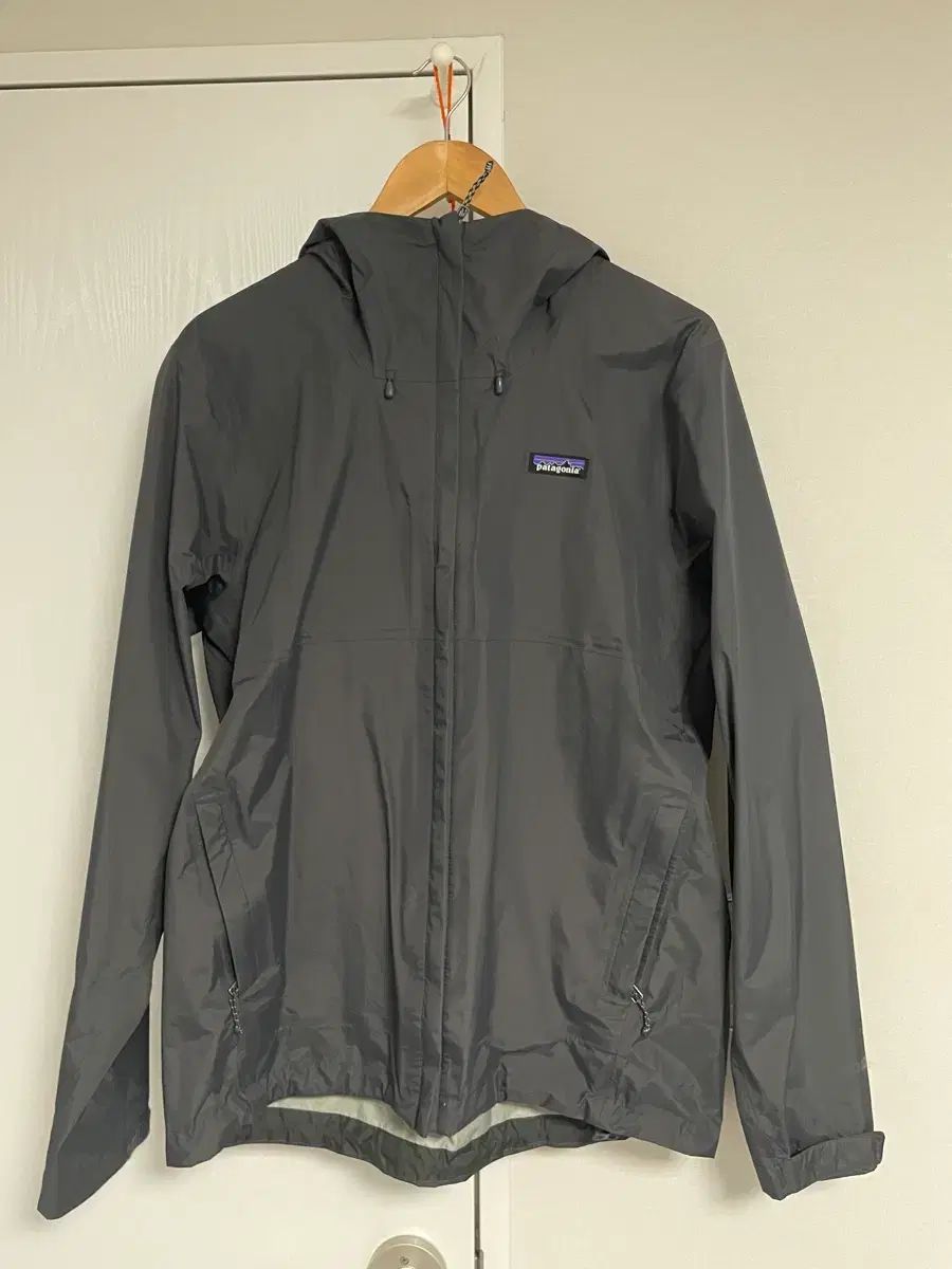 パタゴニア トレントシェル 3 L ジャケット チャコール