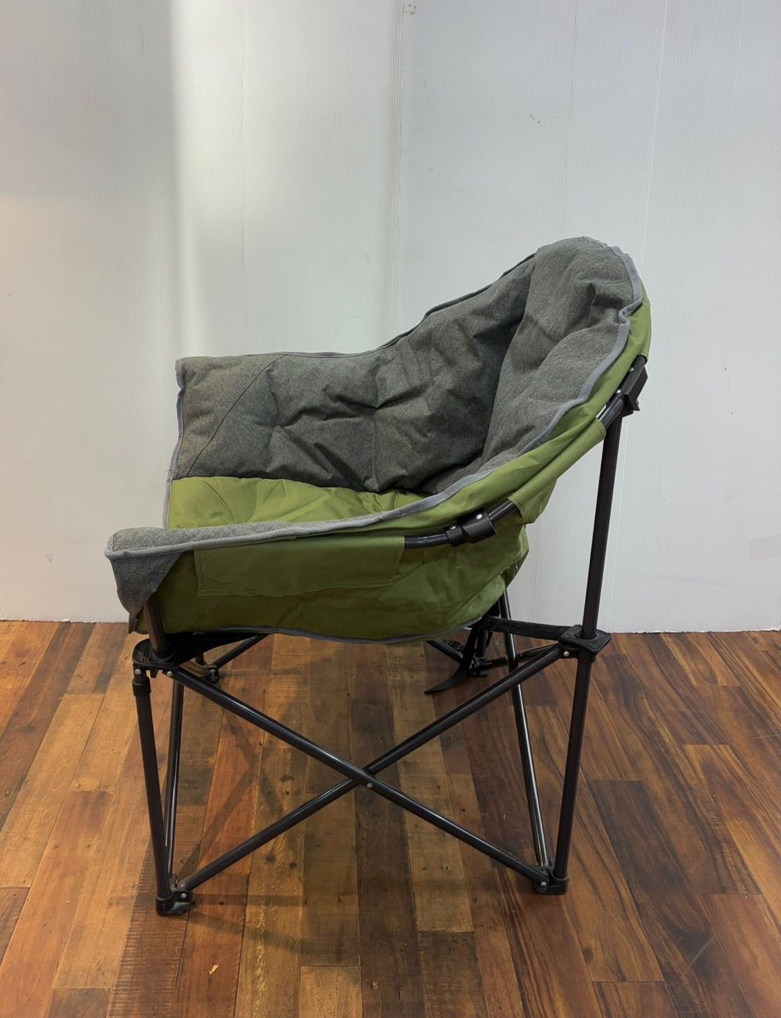 h 10305 ドウシシャ Luoda ボスチェア オリーブグリーン