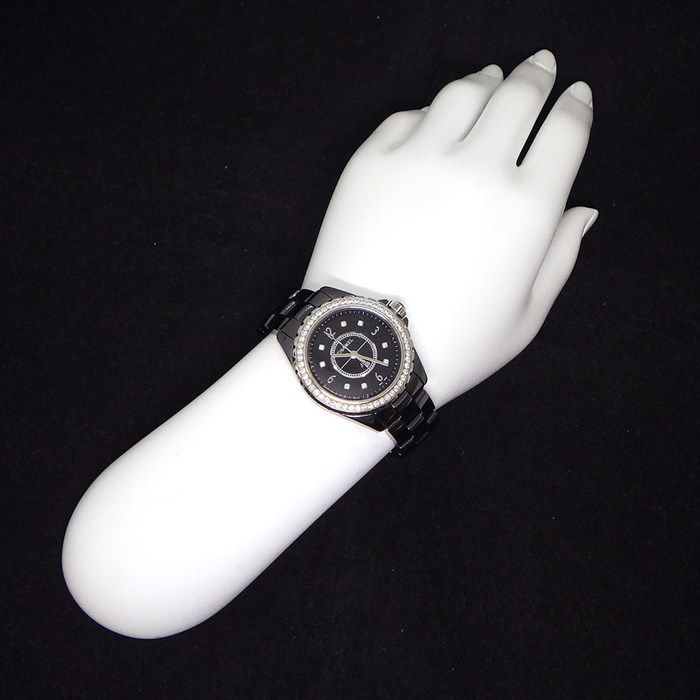 シャネル CHANEL 腕時計 J12 H3108 ダイヤベゼル 8ポイント ダイヤ