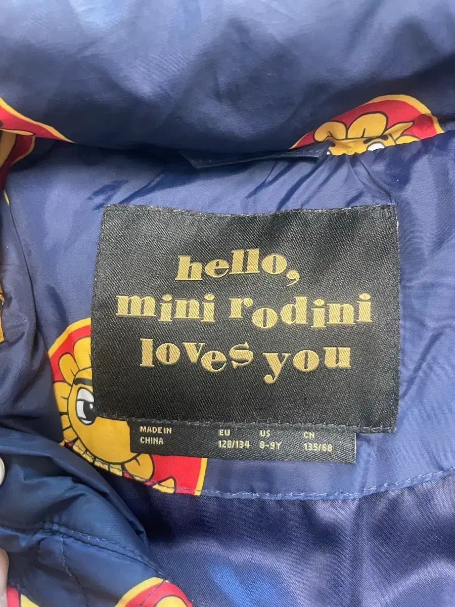 ミニロディーニ フラワー パータン ダウン アウター 130