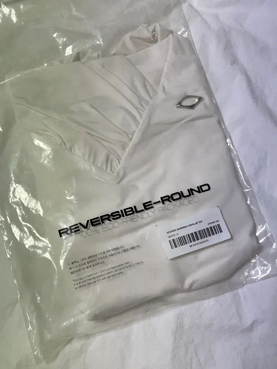 ミスチーフ フーディー シアリング オーバ ラップ トップス 白