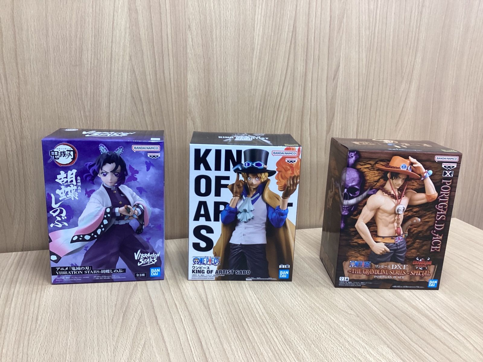 I724 ワンピースフィギュア 鬼滅の刃フィギュア 3体セット - メルカリ