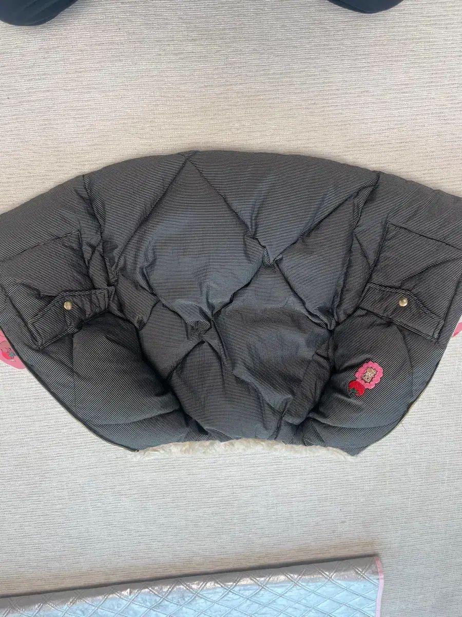 リミテドゥドゥ リバーシブル キッズ ダウン M