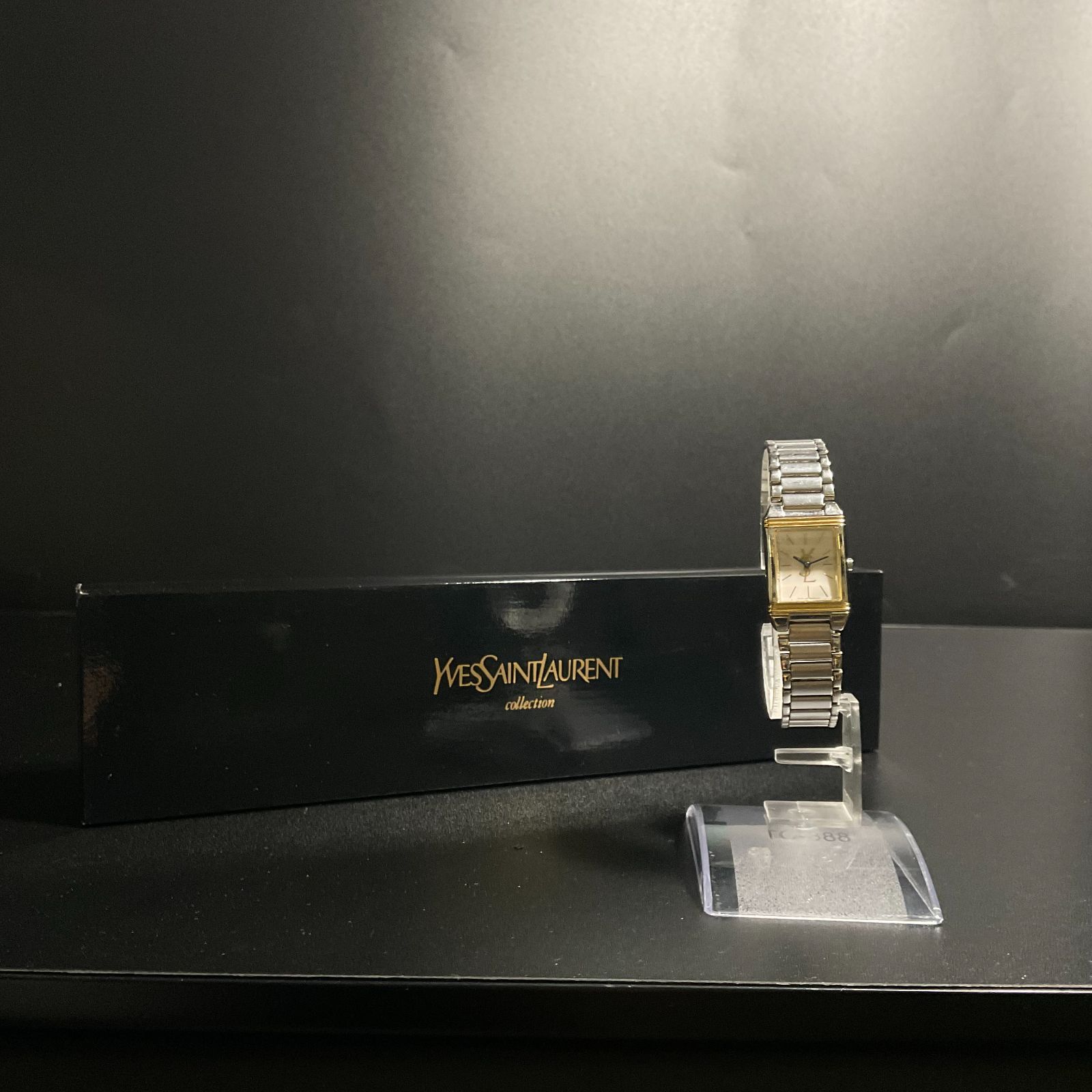 イヴサンローラン 時計 不動