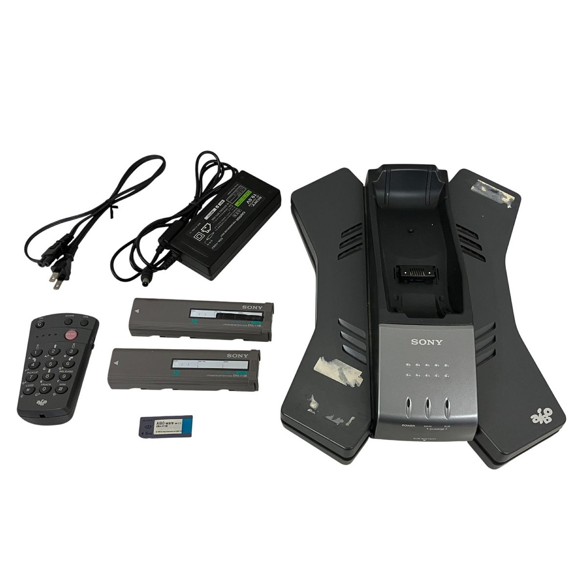 SONY AIBO ERS-111 充電スタンド付き　ジャンク SONY AIBO ERS-111 アイボ エンターテインメントロボット ロボット