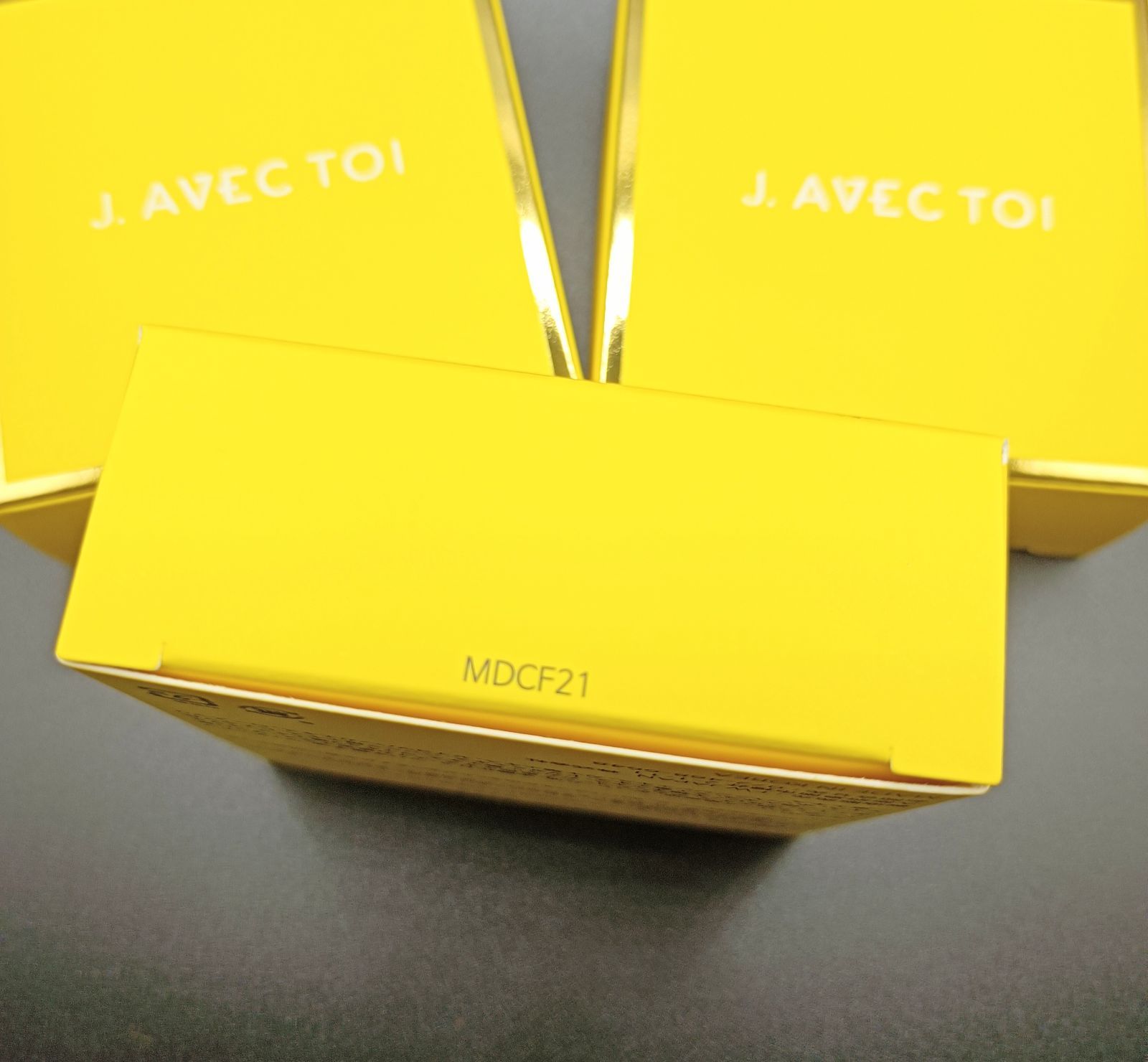  J. AVEC TOI バイタライジングHS F 90 g セット 石鹸 ボディケア