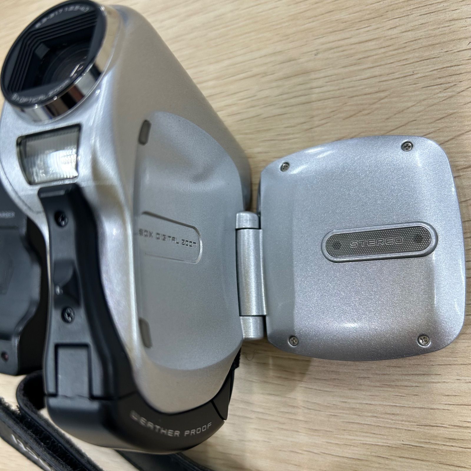 カメラ SANYO Xacti 防水ビデオカメラ 6MP