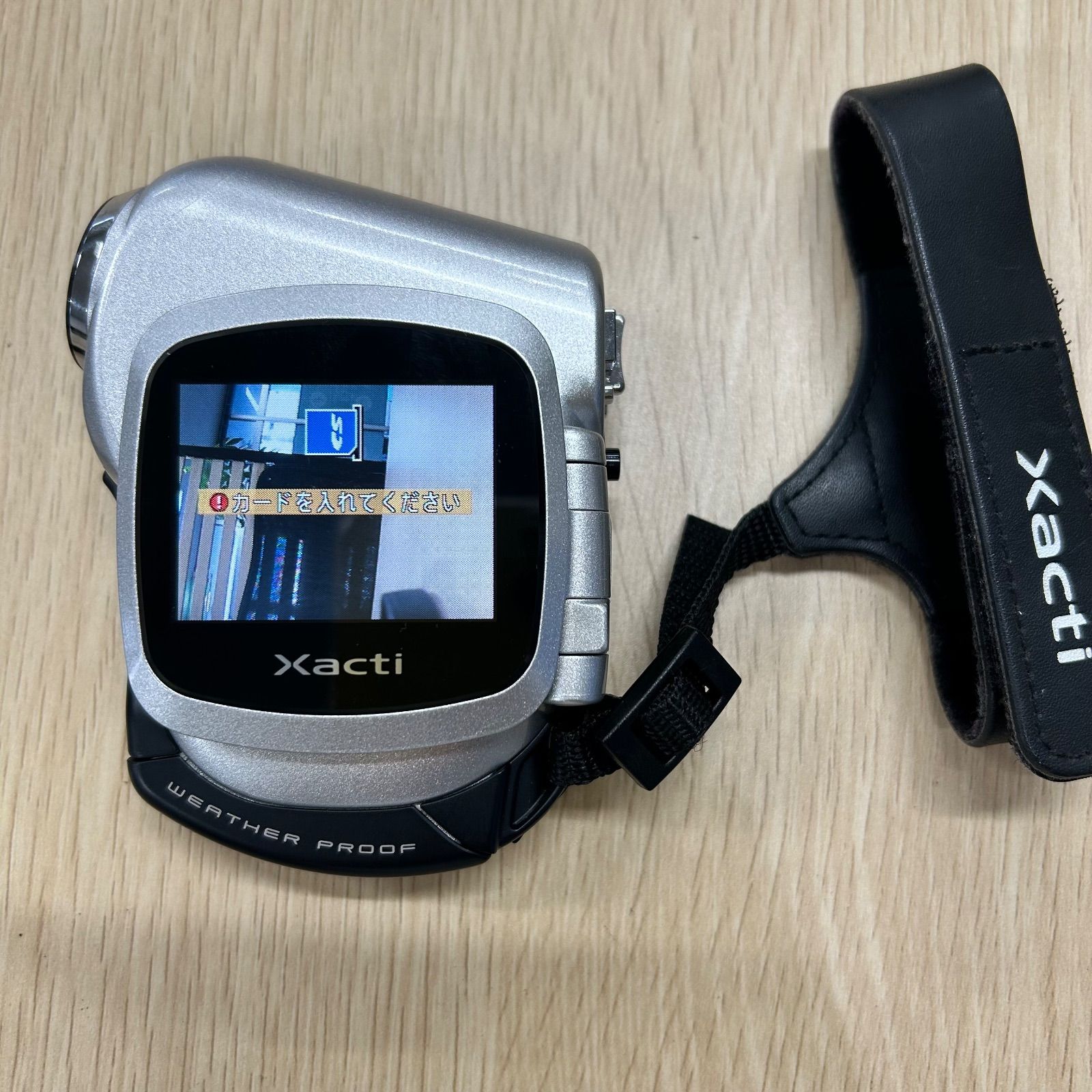 カメラ SANYO Xacti 防水ビデオカメラ 6MP