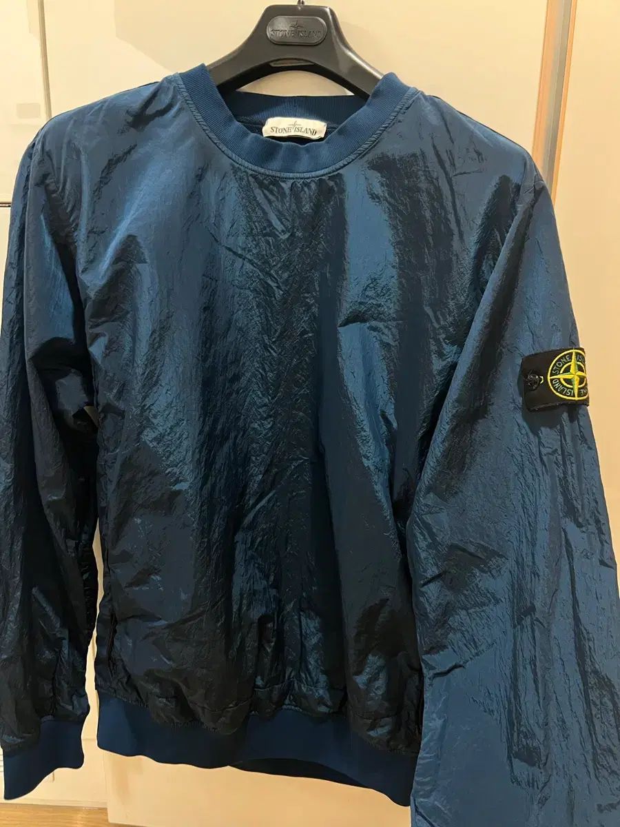 STONE ISLAND ストーンアイランド ナイロンブルー スウェットシャツ L