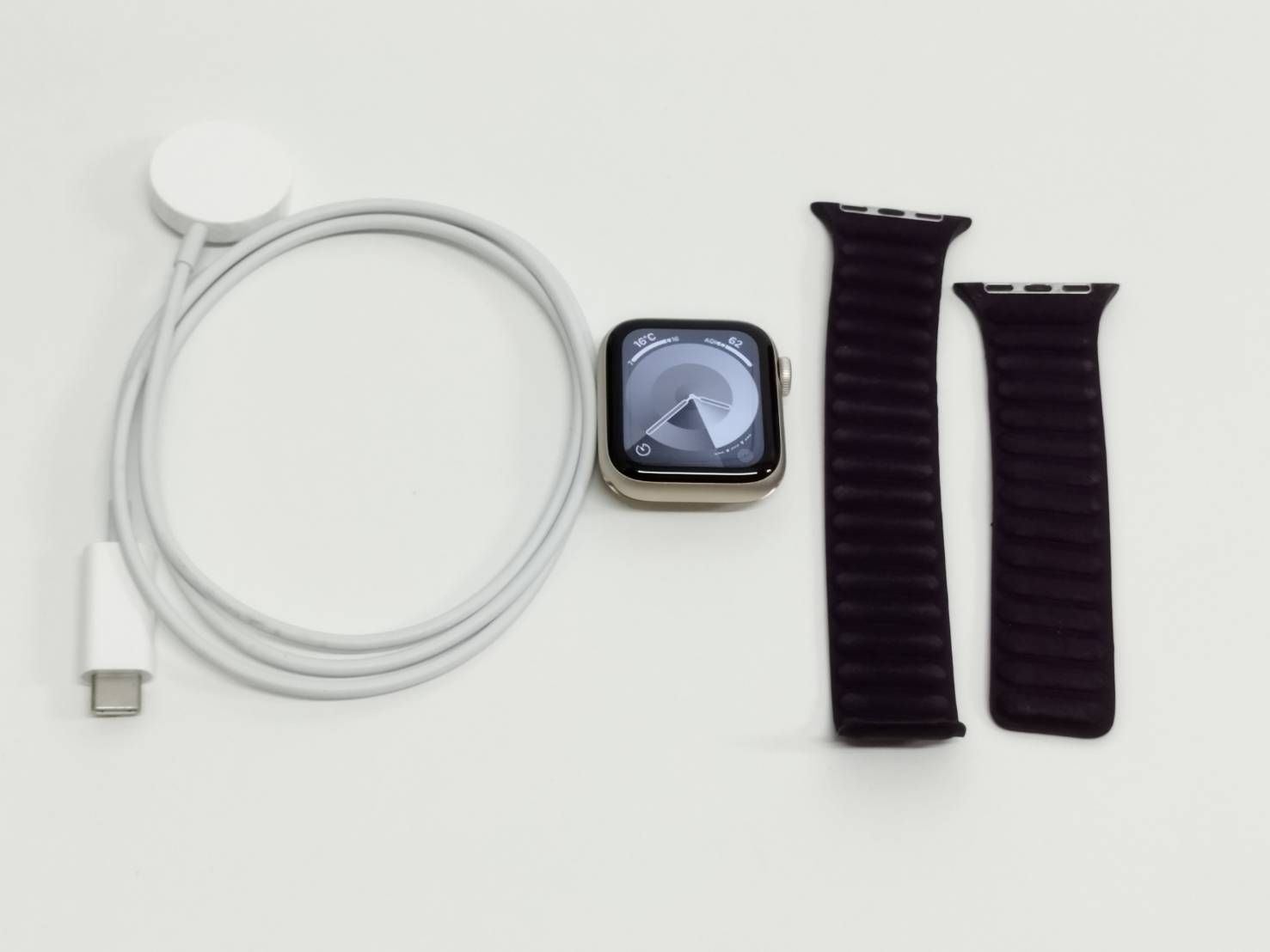 Apple Watch SE 第2世代|GPS|40 mm|A 2722|スターライト MA 9 D 4 J|A