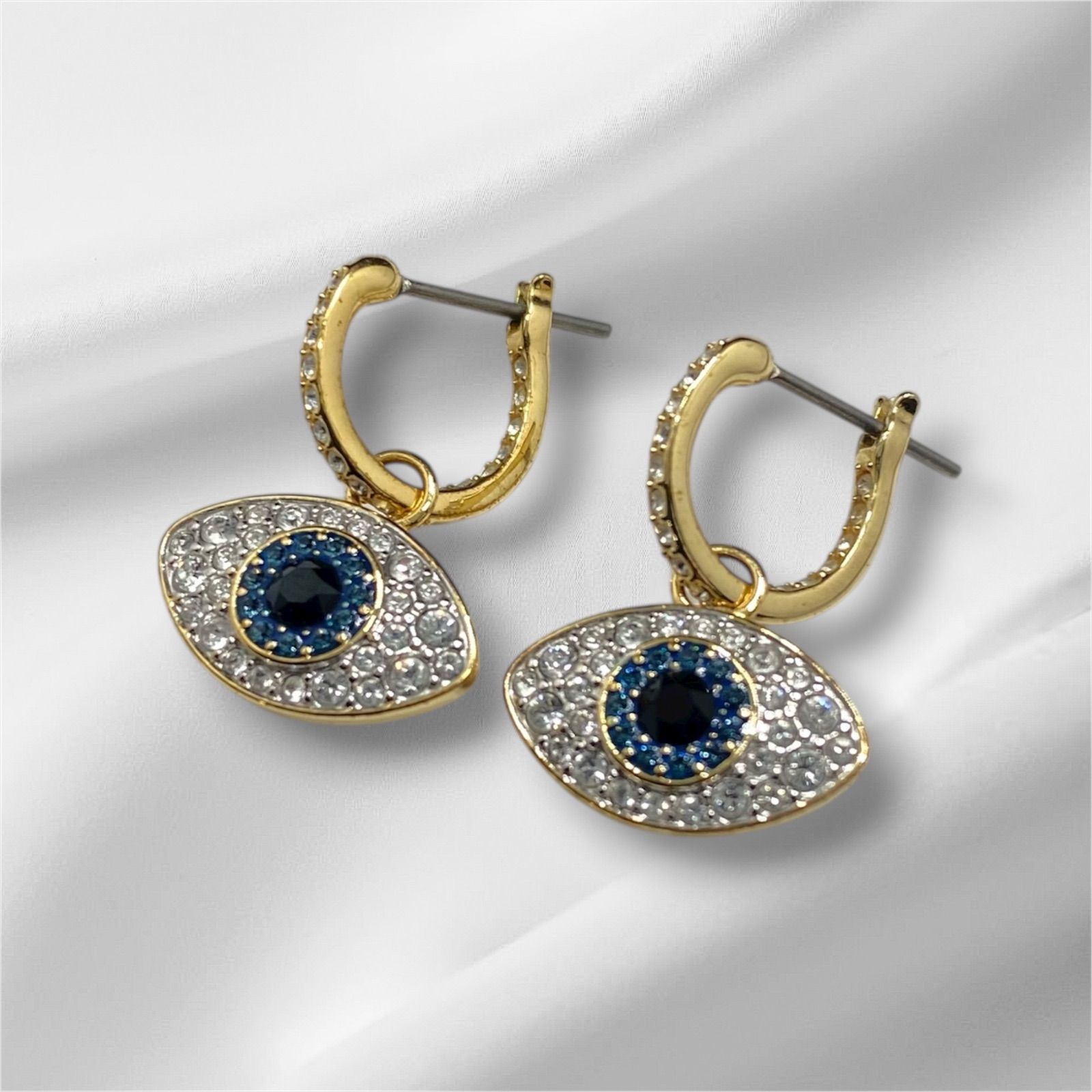 SWAROVSKI スワロフスキー Symbolica イーブルアイ ピアス クリスタル アクセサリー ゴールド 上品 ギフト レディース