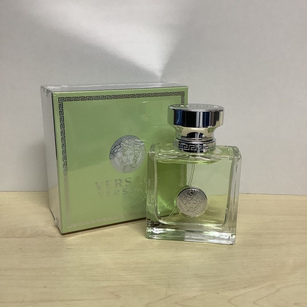 新品未使用 ヴェルサーチェ VERSACE ヴェルセンス オードトワレ 30mL