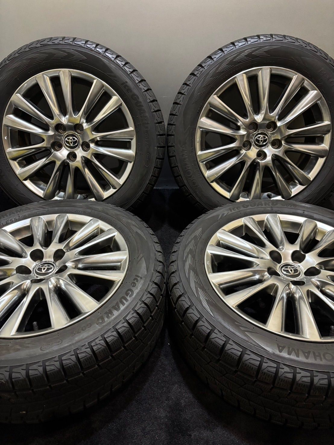 ☆235/55R18 YOKOHAMA/ice GUARD G075 19年製 トヨタ 60 ハリアー 純正