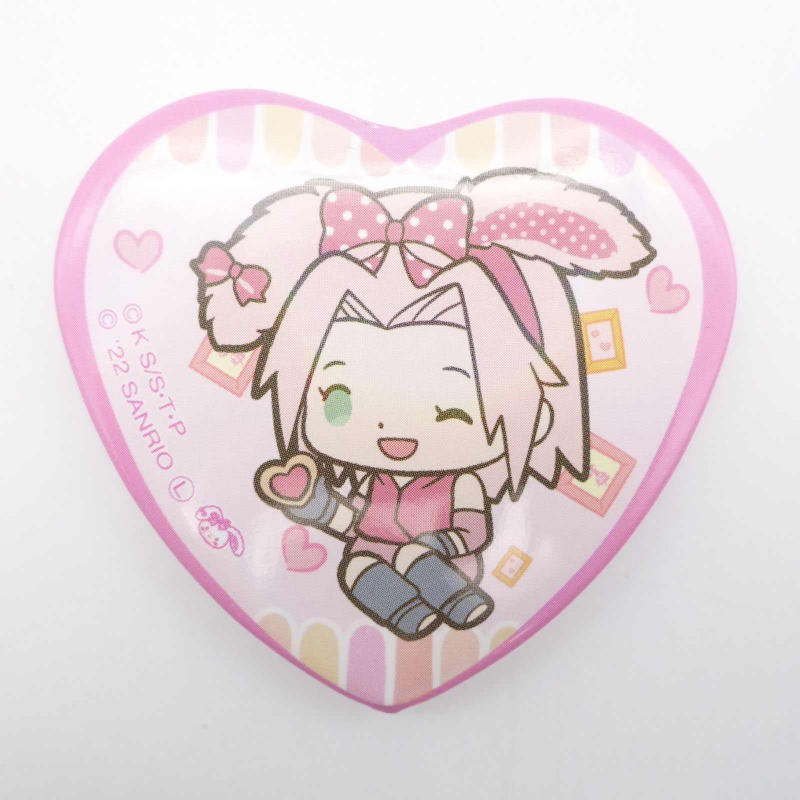 NARUTO ナルト 春野サクラ サンリオ ハート ホロ 缶バッジ NARUTO