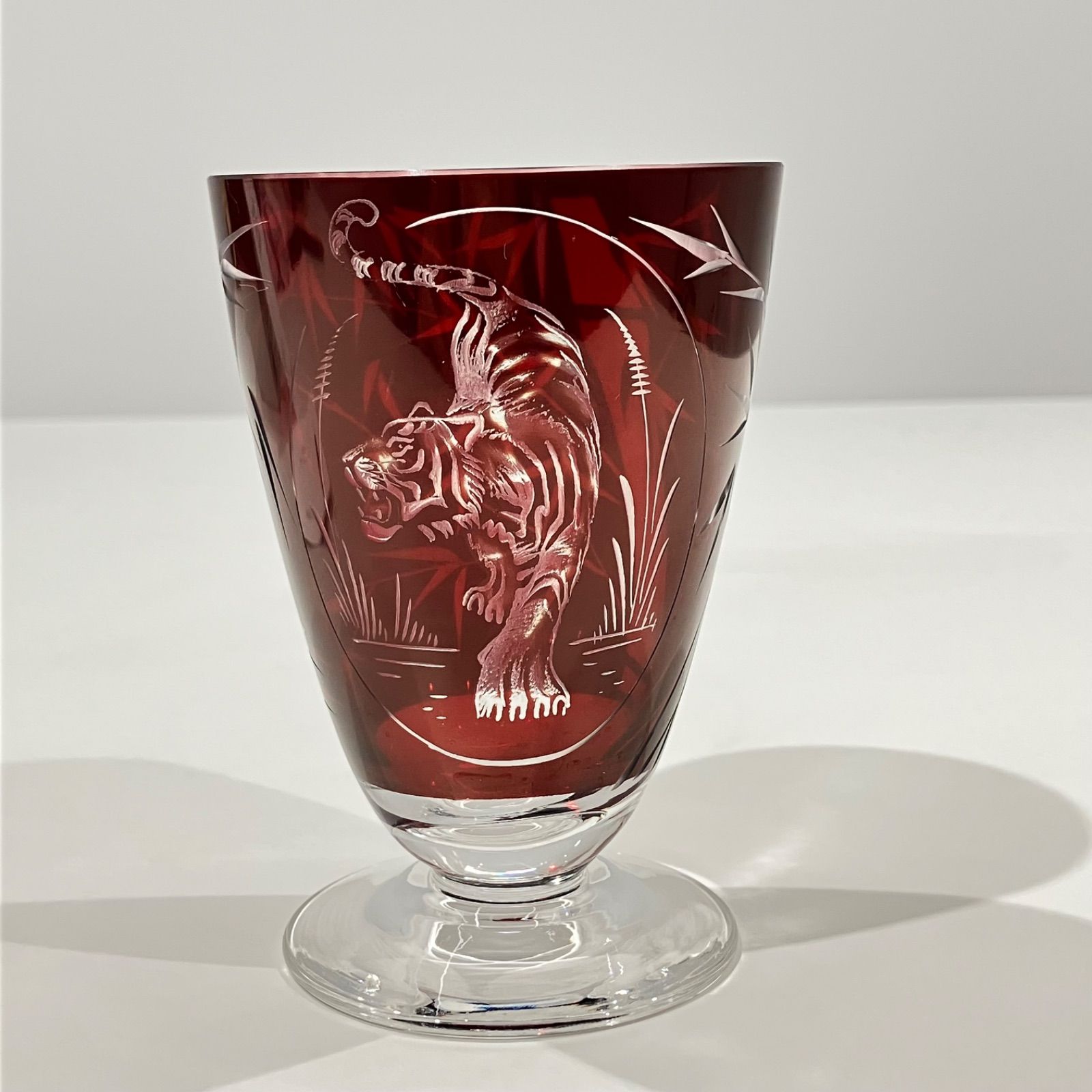 ボヘミアガラス エーゲルマン 2022年干支 猛虎 フリーカップ 【送料