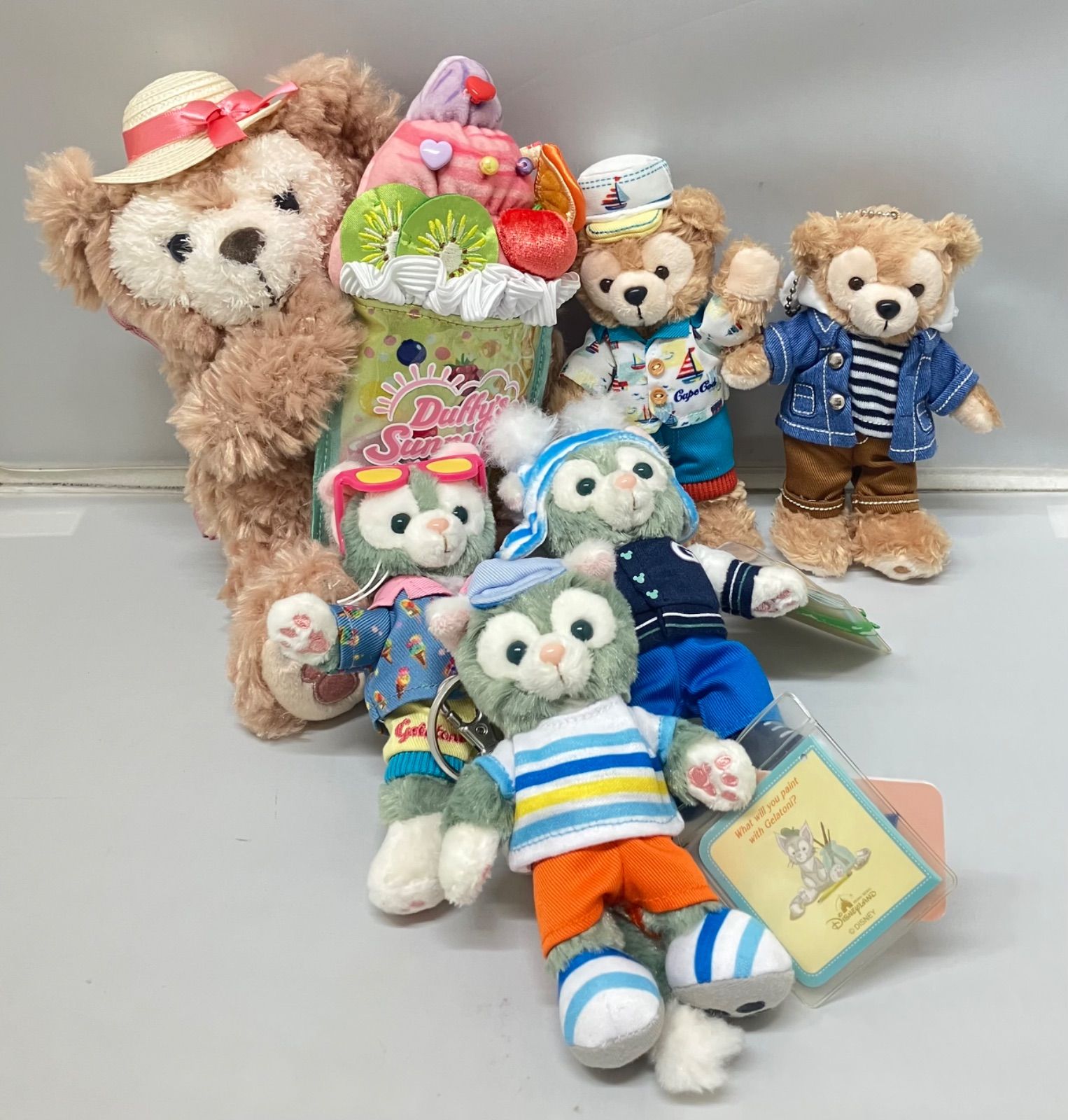 【美品】ダッフィー サニー ファン ジェラトーニ シェリーメイ 6点 香港 Disney Duffy Sunny Fun パスケース キーホルダー