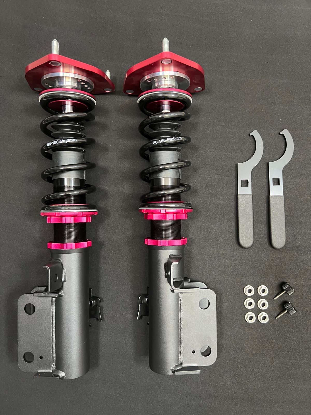 新品！30プリウス フロントキャンバー付き 減衰力３６段調整式 車高調 ☆新品☆送料無料！ 30 プリウス フロントのみ左右セット ピロアッパー