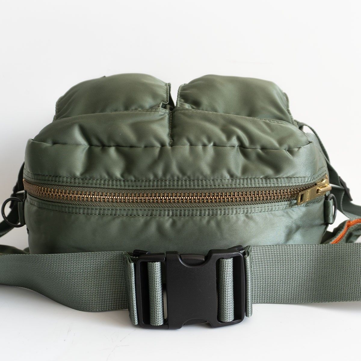 しお【ポーター】現行 タンカーボディバッグ ウエストバッグ セージグリーン 美品】PORTER 【タンカー ナイロン ウエストバッグ】ポーター セージ