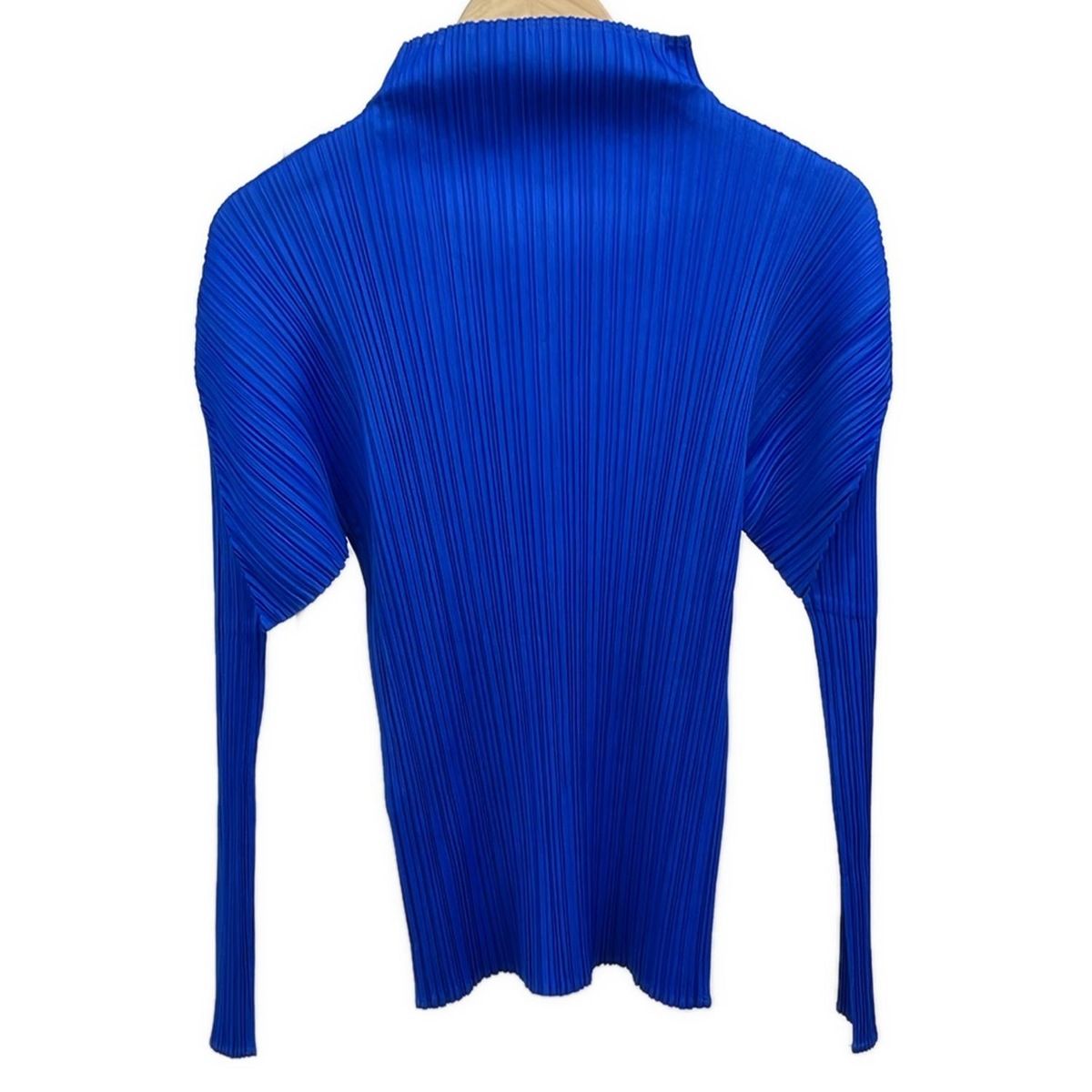 極上美品・PLEATS PLIASEプリーツ タートルカットソー ブルー 3 PLEATS PLEASE(プリーツプリーズ) 長袖カットソー サイズ3 L