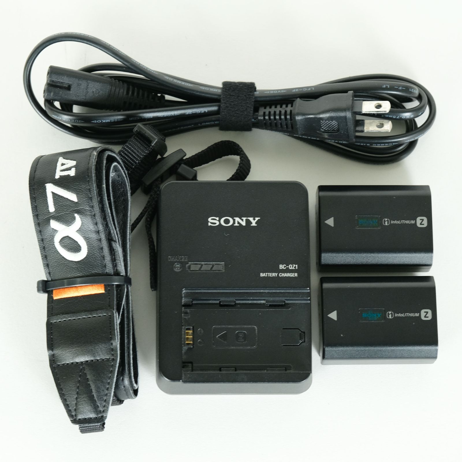 美品 | シャッター数6,985回｜バッテリー2個・チャージャー付] SONY α7