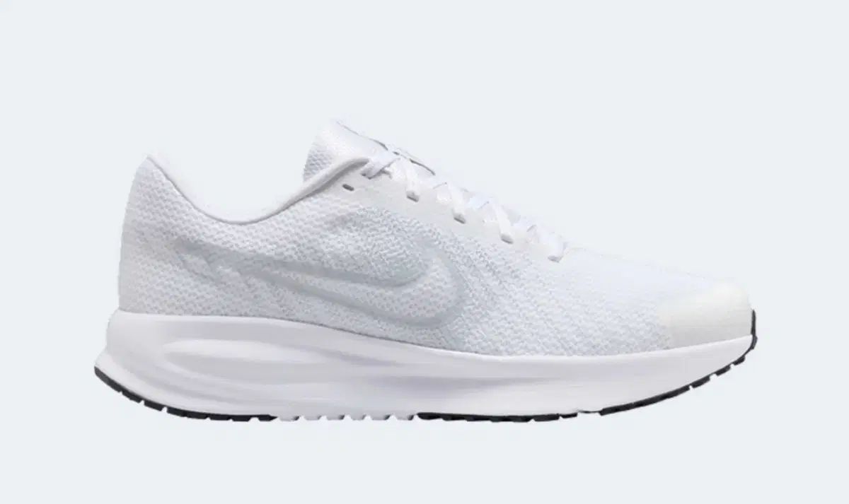 275 285 NIKE ナイキ RUN ディファイ 白 ブラック ランニングシューズ