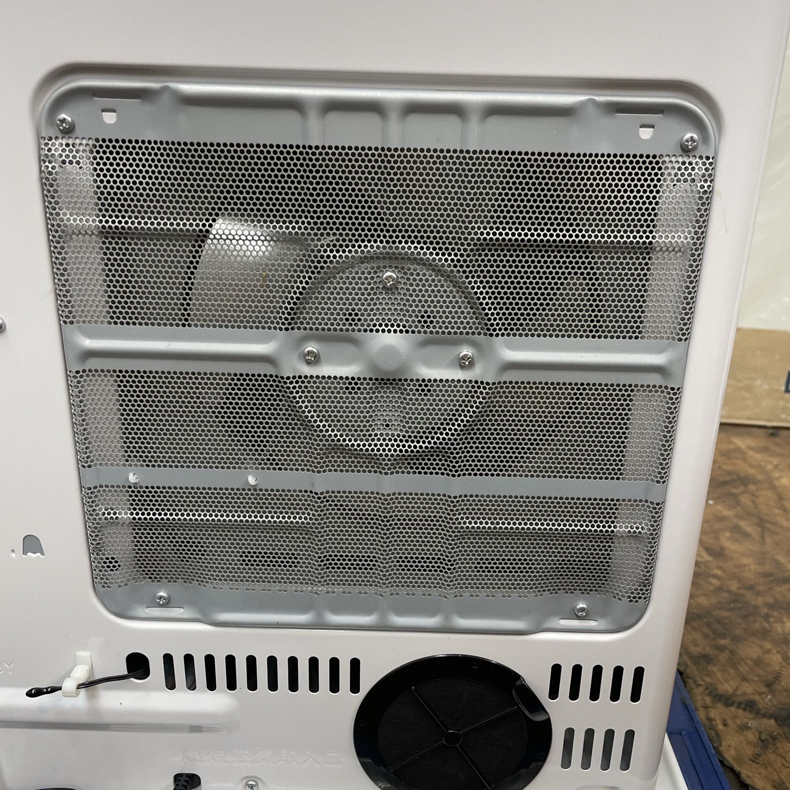 R092 ☀️ CORONA 石油ファンヒーター（12-17畳用）FH-VX4615BY