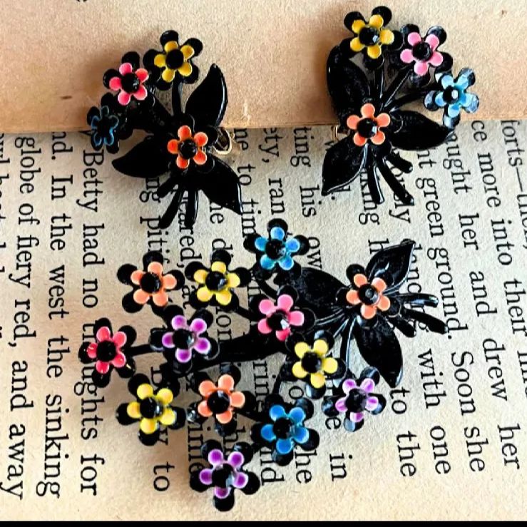 セット ブラック×マルチカラー ブローチ＆イヤリング 花 ブーケ 60年代イギリス