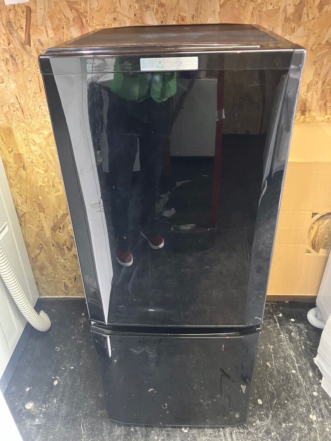 大阪引取 2ドア冷蔵庫 ミツビシ 146リットル