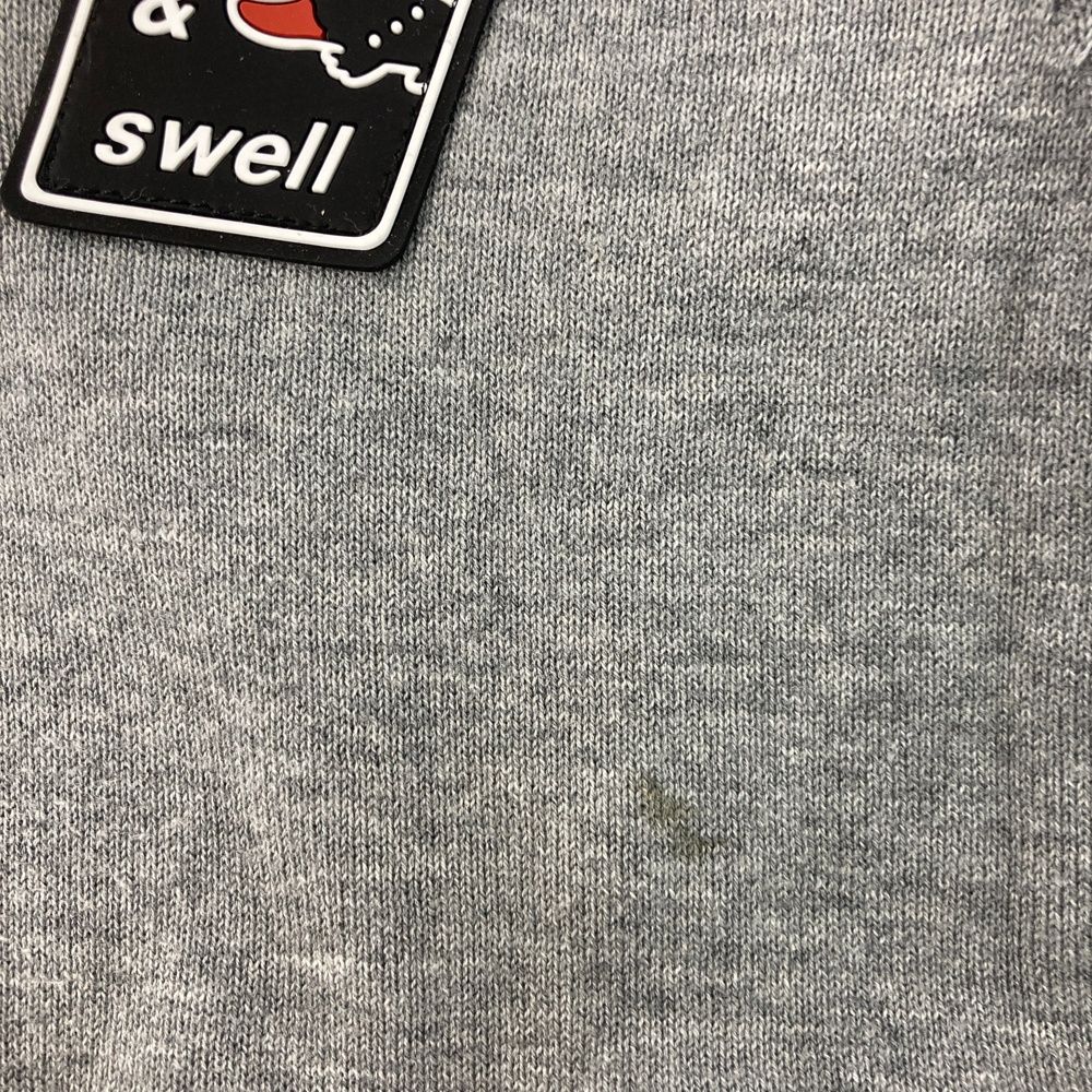 ラフ＆スウェル　ゴルフ　ベスト　グレー　新品未使用　Ｍサイズ　送料無料 サイズ：M ROUGH&SWELL ラフアンドスウェル ニット ベスト グレー系