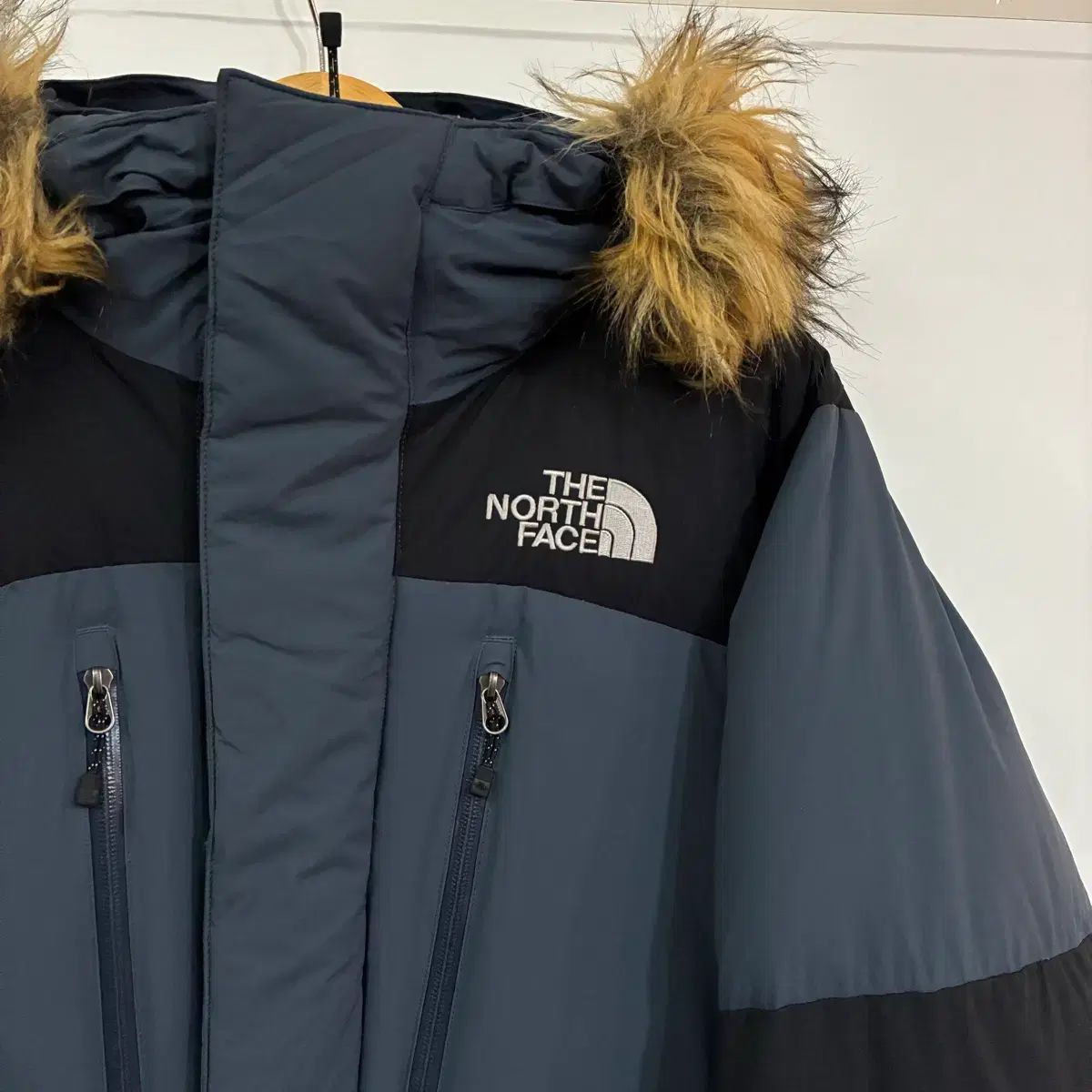 1546 THE NORTH FACE ザノースフェイス ハイベント ファー ダウン