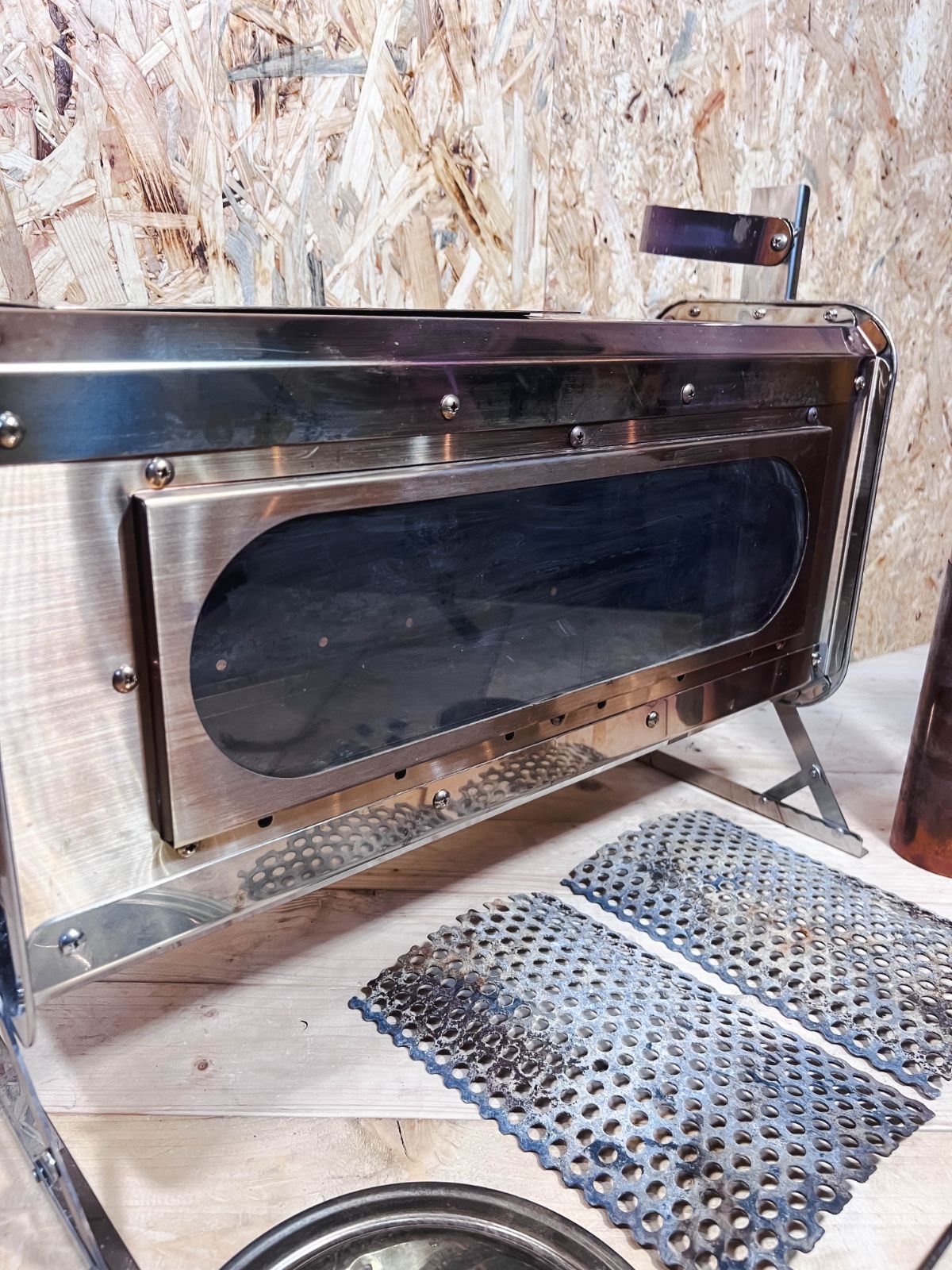 ホリデーロード HOLIDAY ROAD Fb.ストーブ.NEO 片面ガラス 延長煙突付き