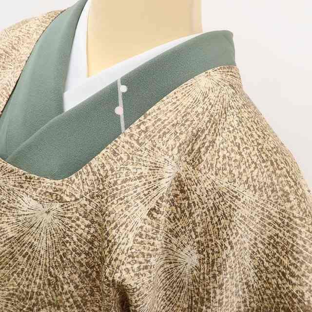 着物 光が零れる幻想と波動で視線を追わせる空間